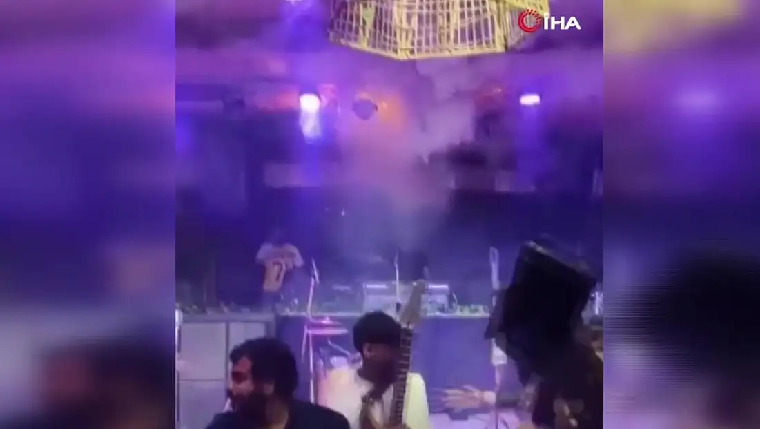 Hindistan'da gece kulübünde yangın: 25 ölü