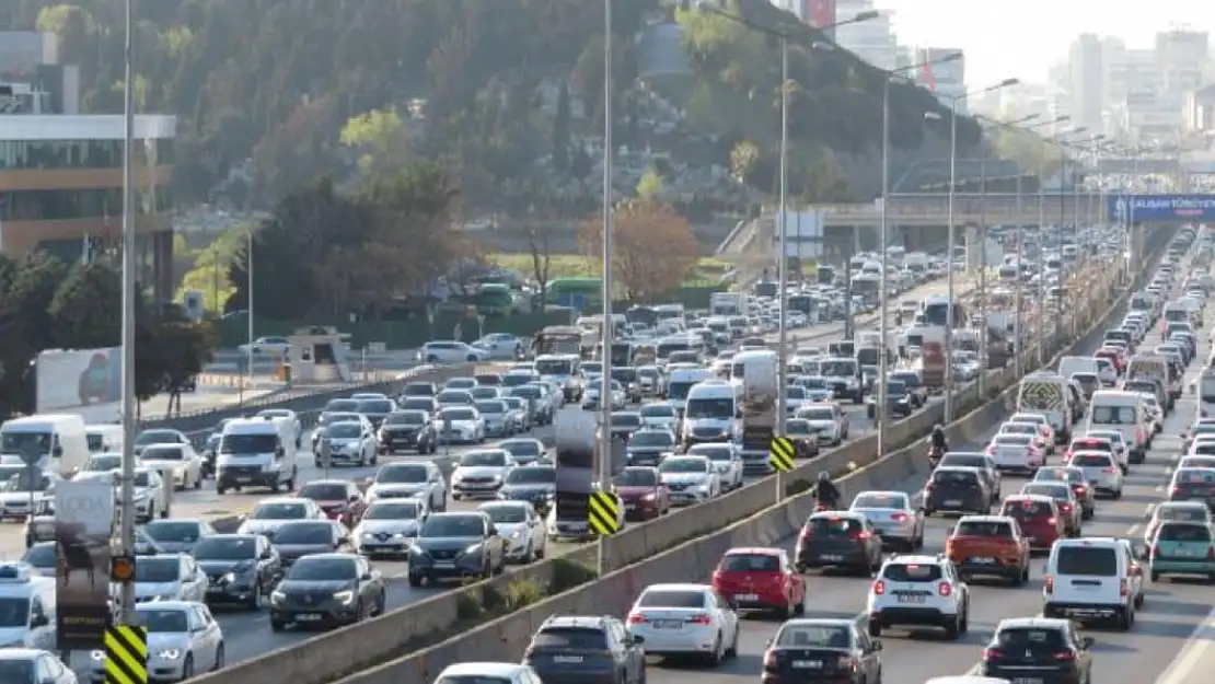 2023'te trafikteki taşıt sayısı 2 milyon 258 bin arttı 