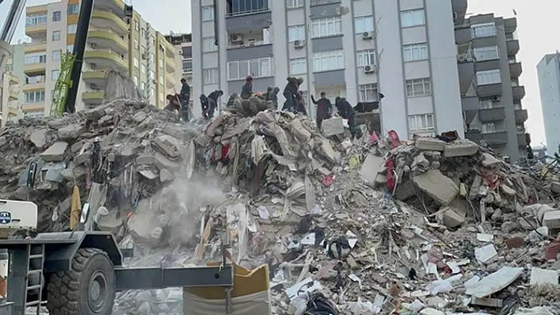 6 Şubat Depreminde İlk Müteahhide Ceza Verildi