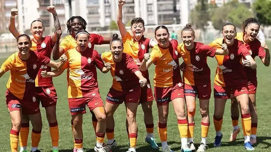 Galatasaray Kadın Futbol Takımı Şampiyon Oldu