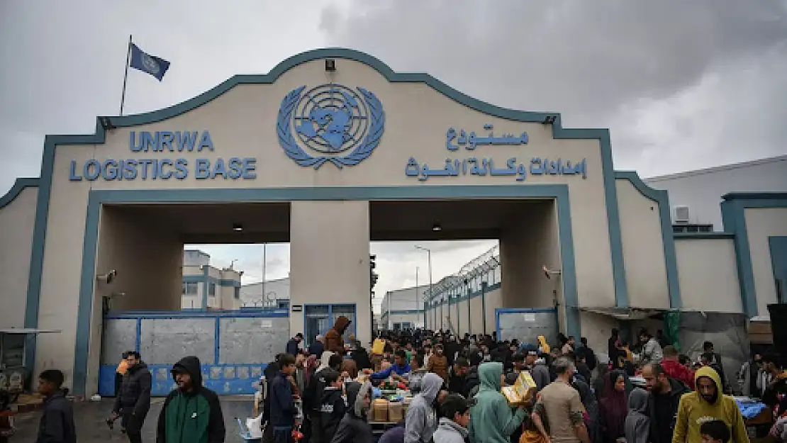 AB'den UNRWA'ın Terör Örgütü Olarak Yaftalanmasına Sert Tepki