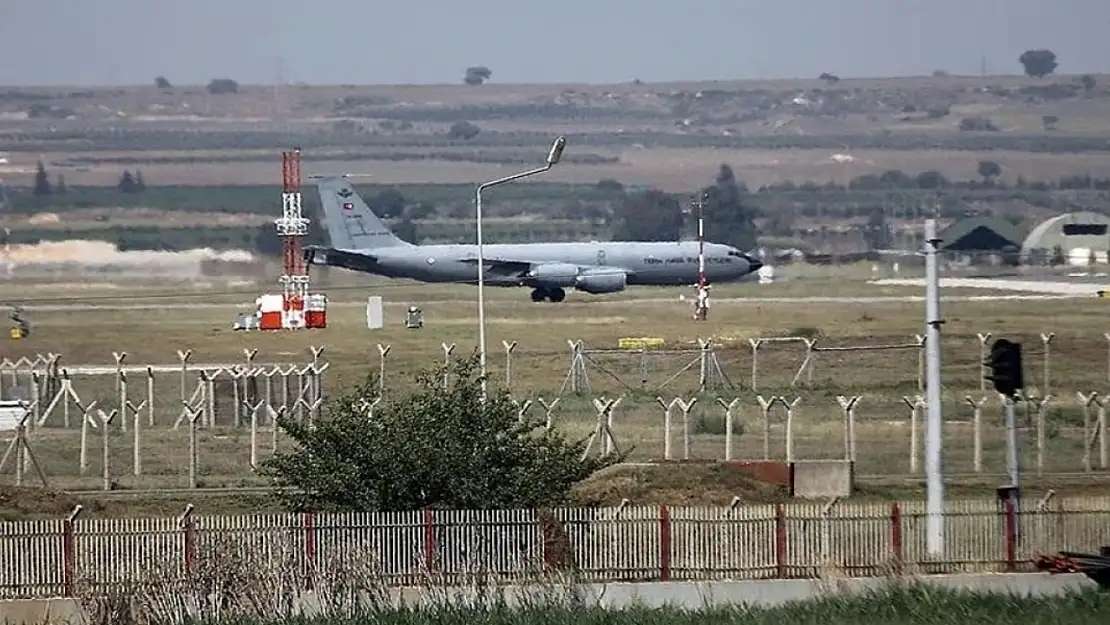 Adana İncirlik'te bulunan 10'uncu Tanker Üs Komutanlığı'nın ismi, '10'uncu Ana Jet Üs Komutanlığı' olarak değiştirildi.