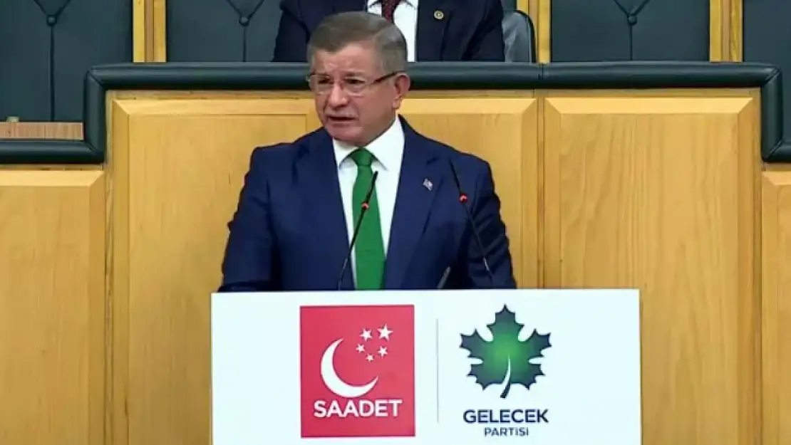 Ahmet Davutoğu Gözyaşlarına Boğuldu! Ahmet Davutoğlu Neden Ağladı?