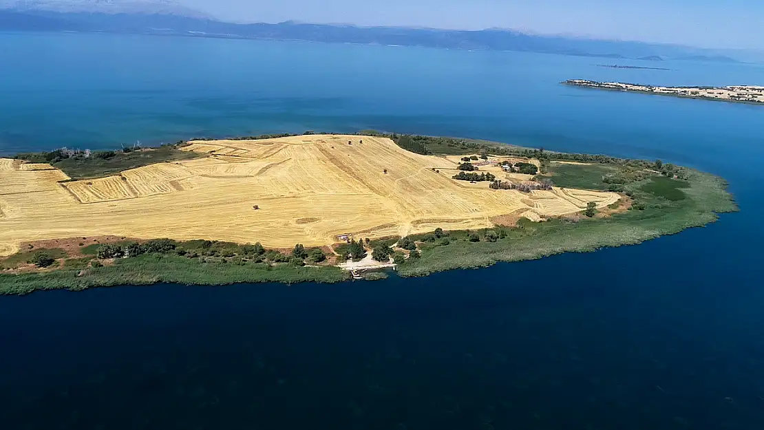 Anadolu'nun Göbeğinde Metrekaresi 9 Dolara Satılık Ada!