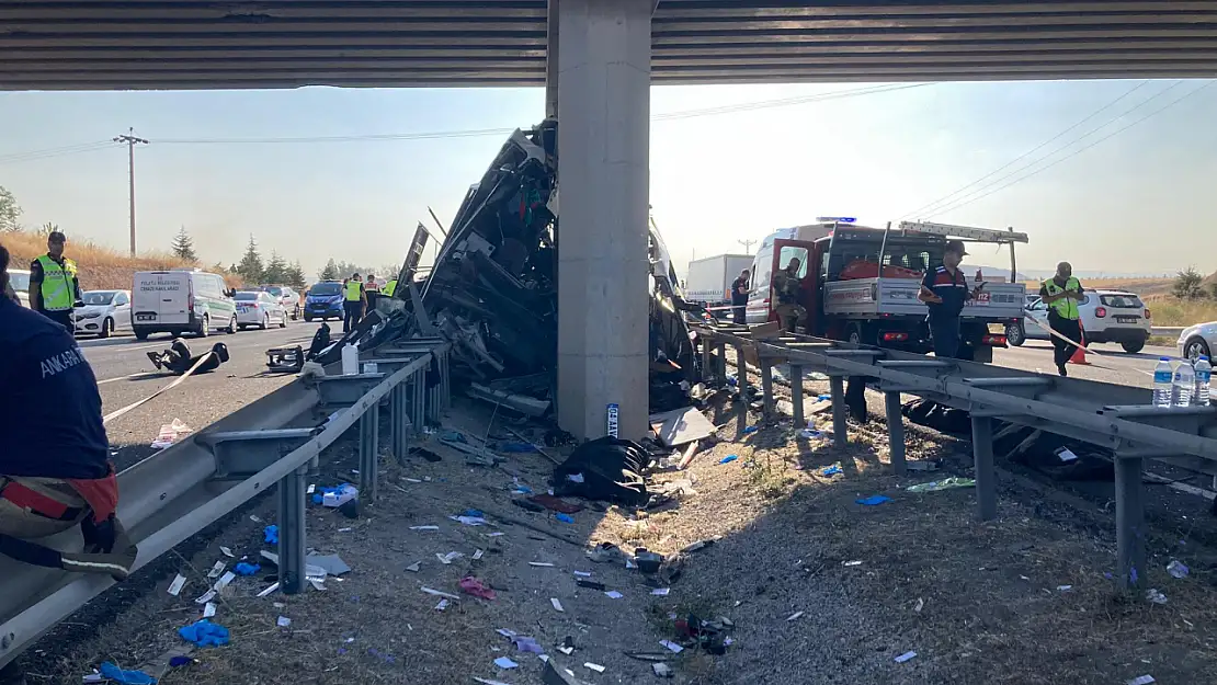 Ankara'daki Korkunç Kaza Anının Görüntüleri Kamerada! Ölü Sayısı 11'e Yükseldi