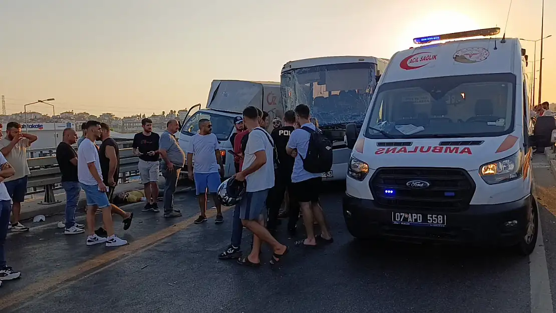 Antalya'da Feci Kaza! 1 Ölü, 3 Yaralı