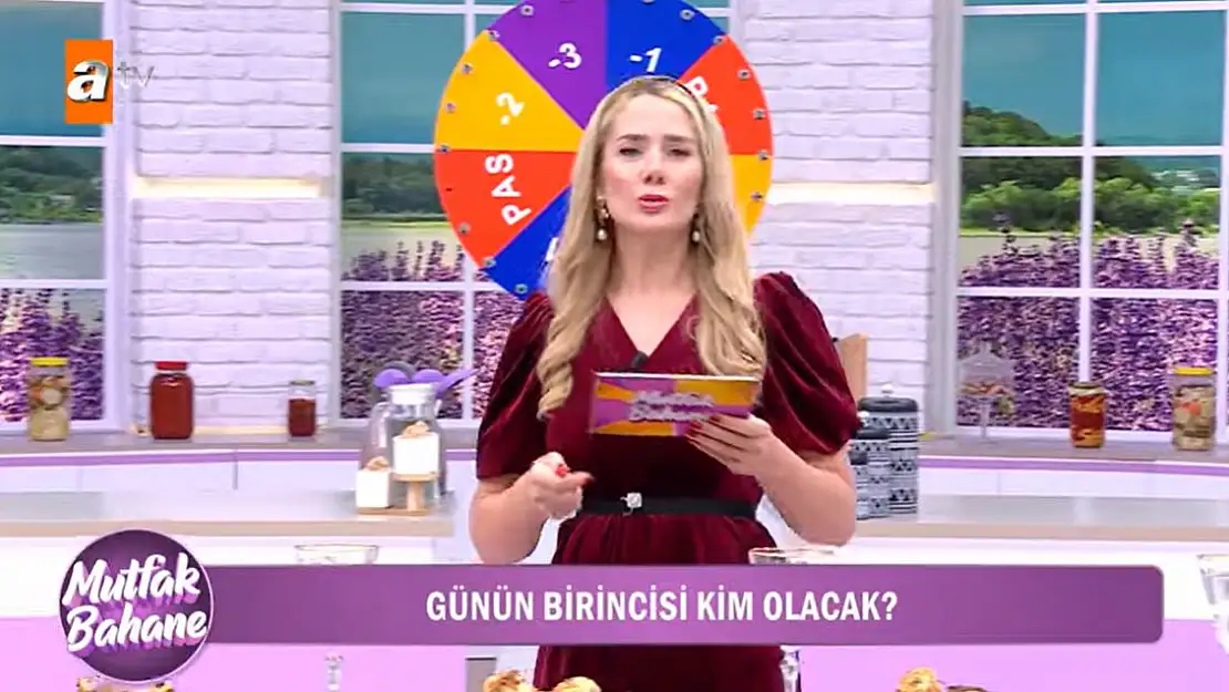 ATV Mutfak Bahane 290.Bölüm 22 Aralık Cuma İzle