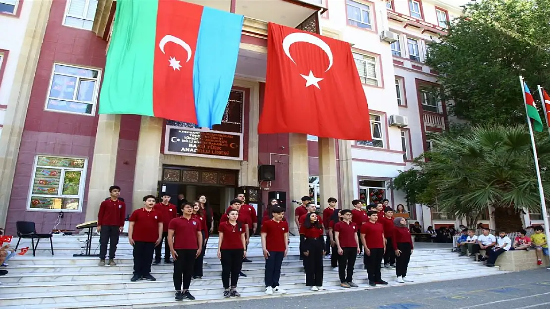 Azerbaycan'da 19 Mayıs Coşku İle Kutlandı