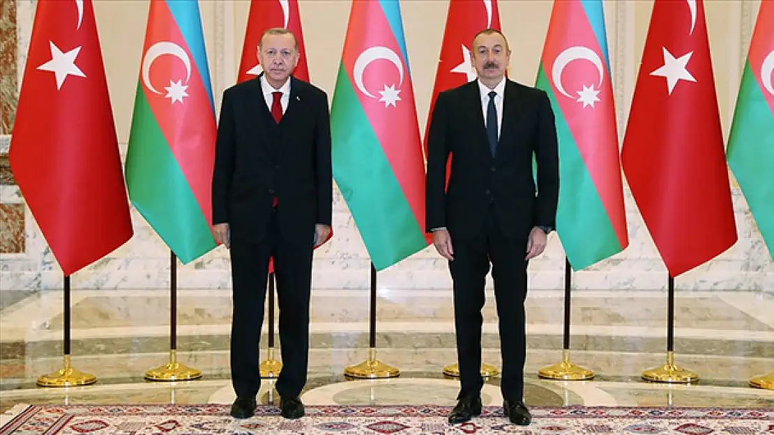 Azerbaycan'da Seçimi Cumhurbaşkanı Aliyev Kazandı İlk Tebrik Erdoğan'dan