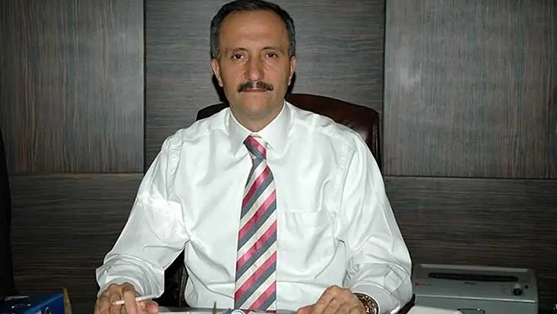 Aziz Yeniay Kimdir? Neden Saldırıya Uğradı?