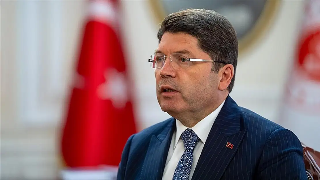 Bakan Tunç'tan Deprem Davalarına Açıklama: 'Sorumluluğu bulunan 348 kişi tutuklu'