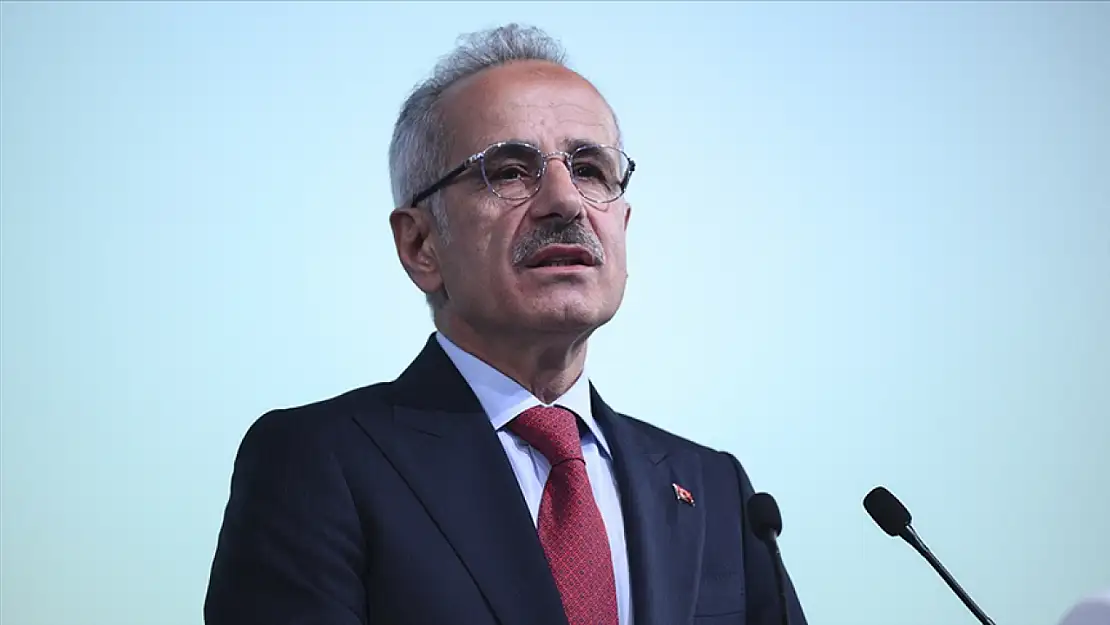 Bakan Ural GSM yetkilileriyle görüşecek! Toplantıda ne konuşulacak?