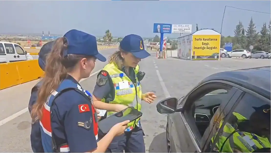 Bakan Yerlikaya'dan Uyarı: Hızını Düşür, Yolun Sonu Bayram Olsun