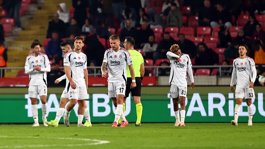 Beşiktaş Bir Bir Eriyor, Galibiyet Hasreti 5 Maça Çıktı! Hatayspor: 1 - Beşiktaş: 1