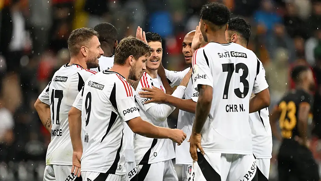 Beşiktaş'ın Eintracht Frankfurt maçı ilk 11'i belli oldu!