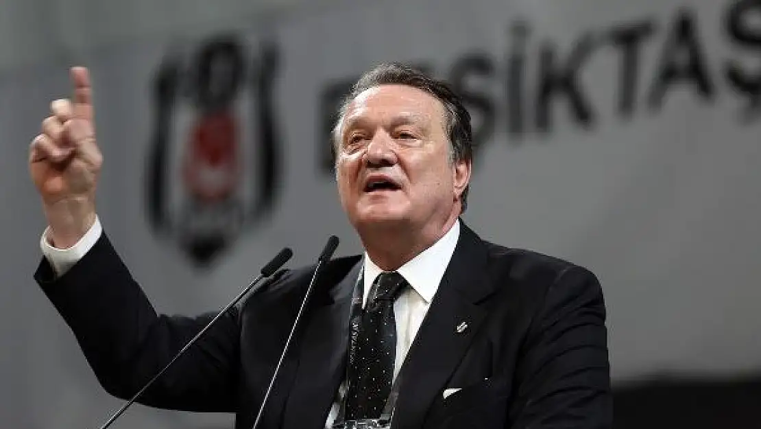 Beşiktaş Kulübü Başkanı Arat'tan Teknik Direktör Santos'a Övgü