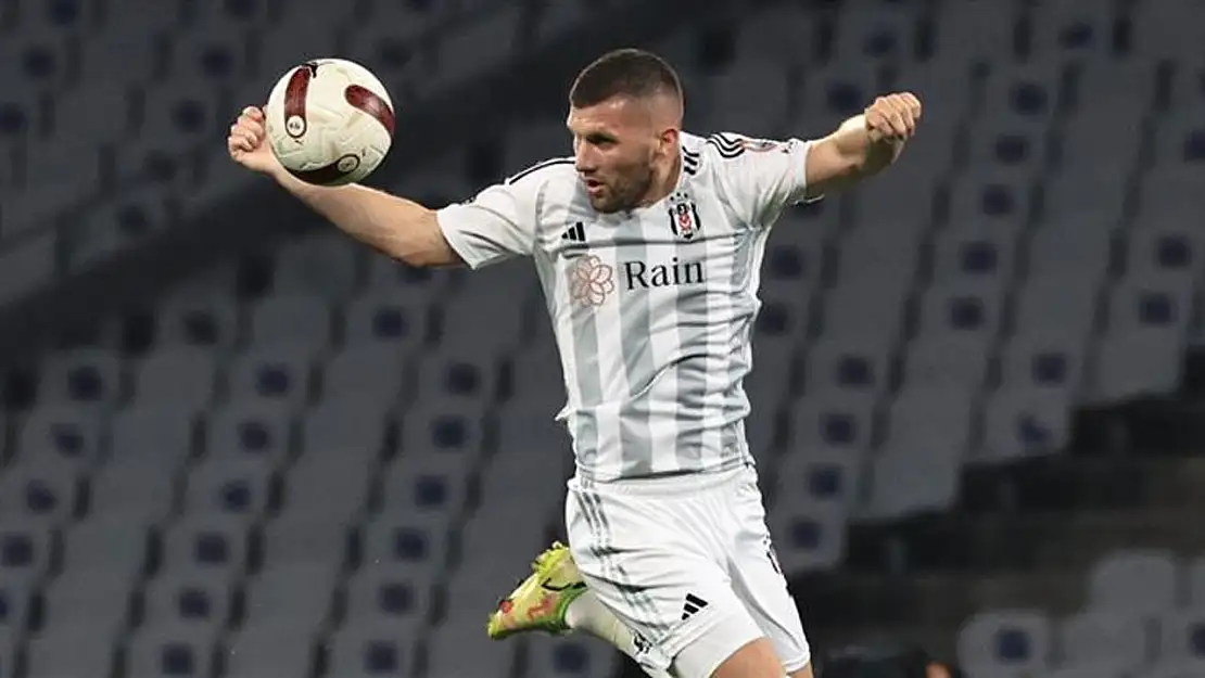 Beşiktaş Rebic'ten Bir Türlü Faydalanamadı! Şimdi de Ameliyat Olacak