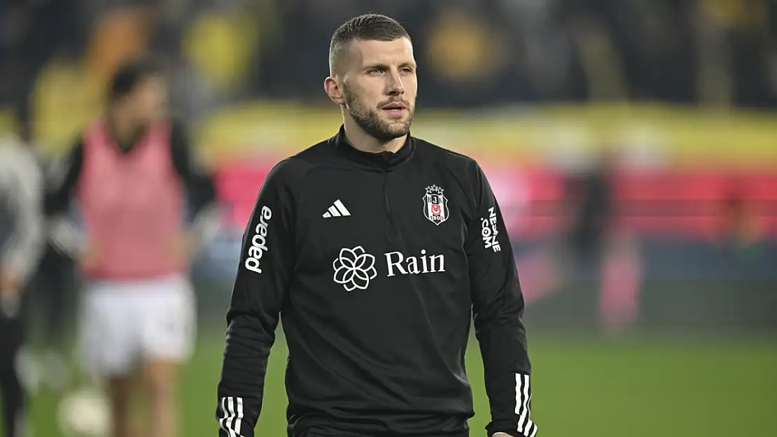 Beşiktaş'ta Ante Rebic ile yollar ayrıldı!