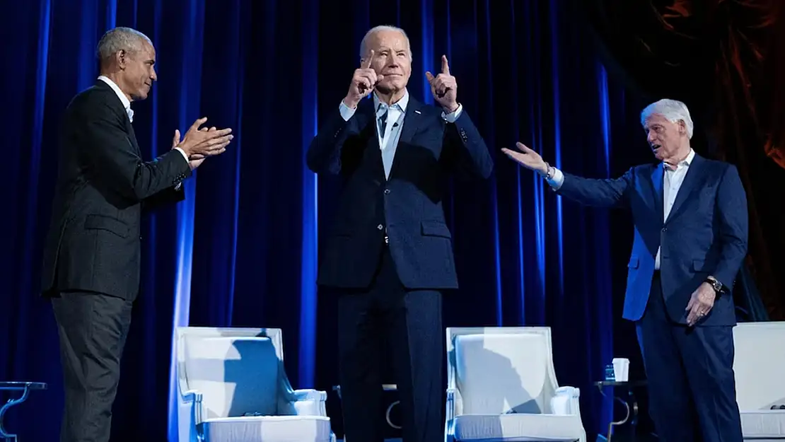 Biden'a Gazze protestosu Filistin'de soykırım yapıyorsun, ellerin kanlı!