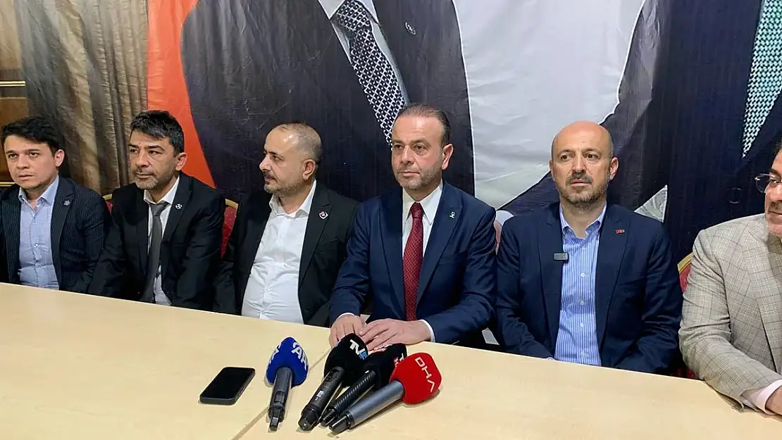 Bir Parti Daha AK Partiyi Desteklemek İçin Adaylıktan Çekildi