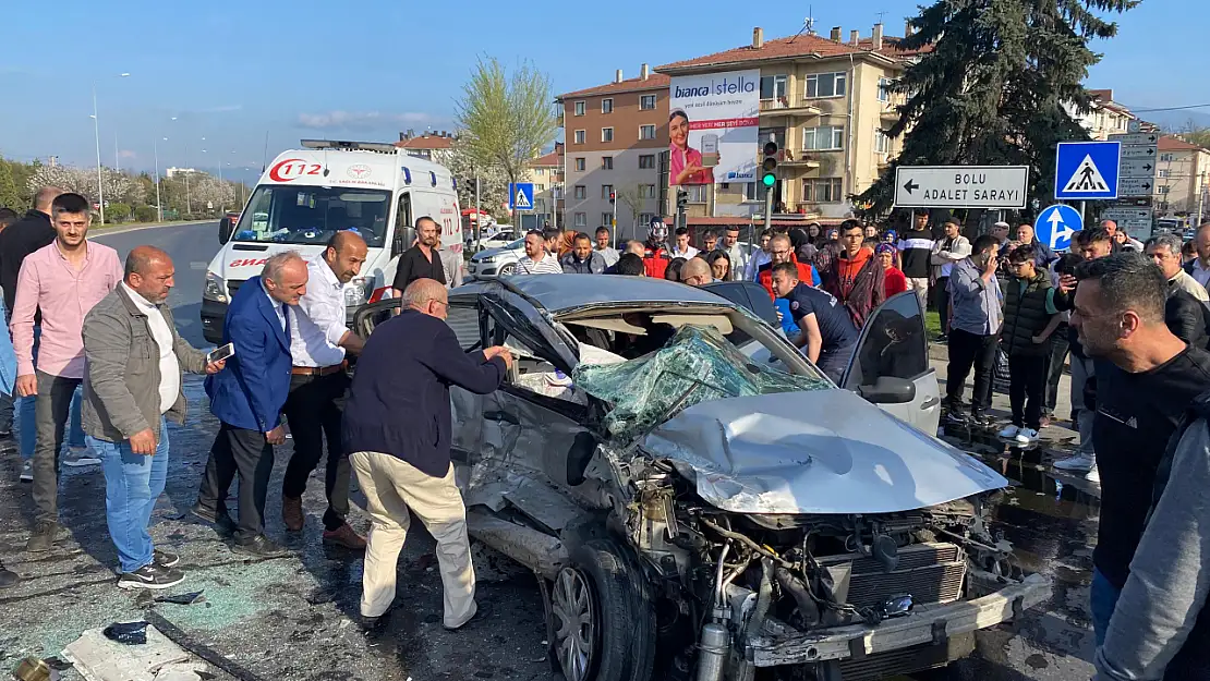 Bolu'da Feci Kaza 2 Can Aldı, Aile Yakınlar Cinnet geçirdi