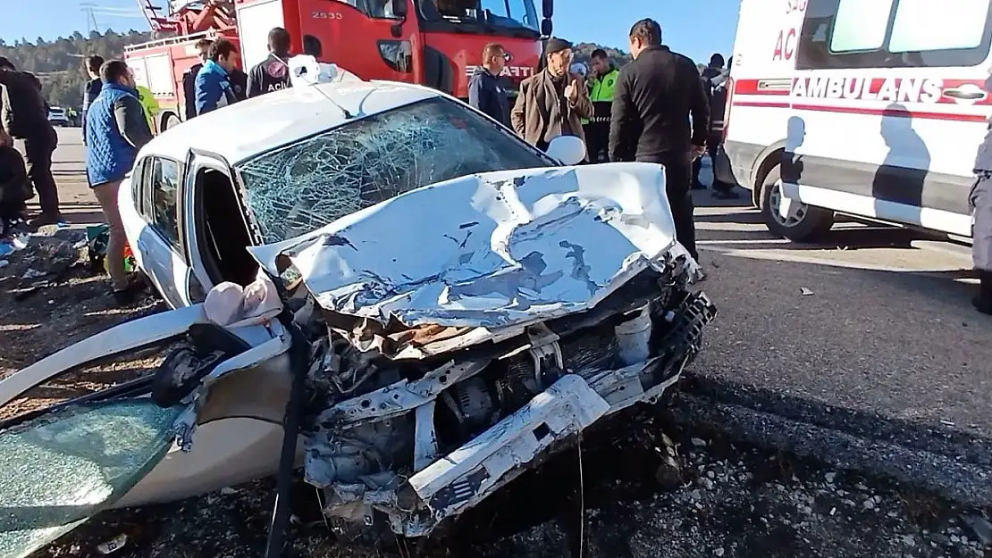 Burdur'da trafik kazası: 1 ölü, 5 yaralı