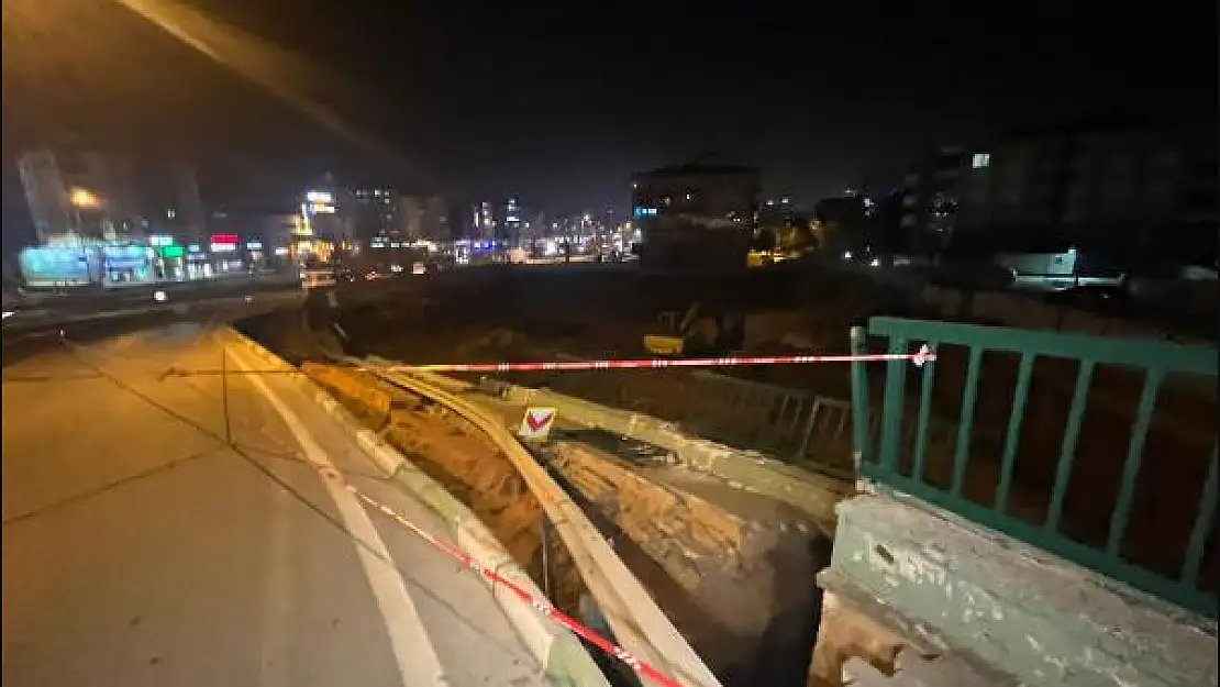 Bursa'da feci kazada yol çöktü, sürücüler uyarıldı