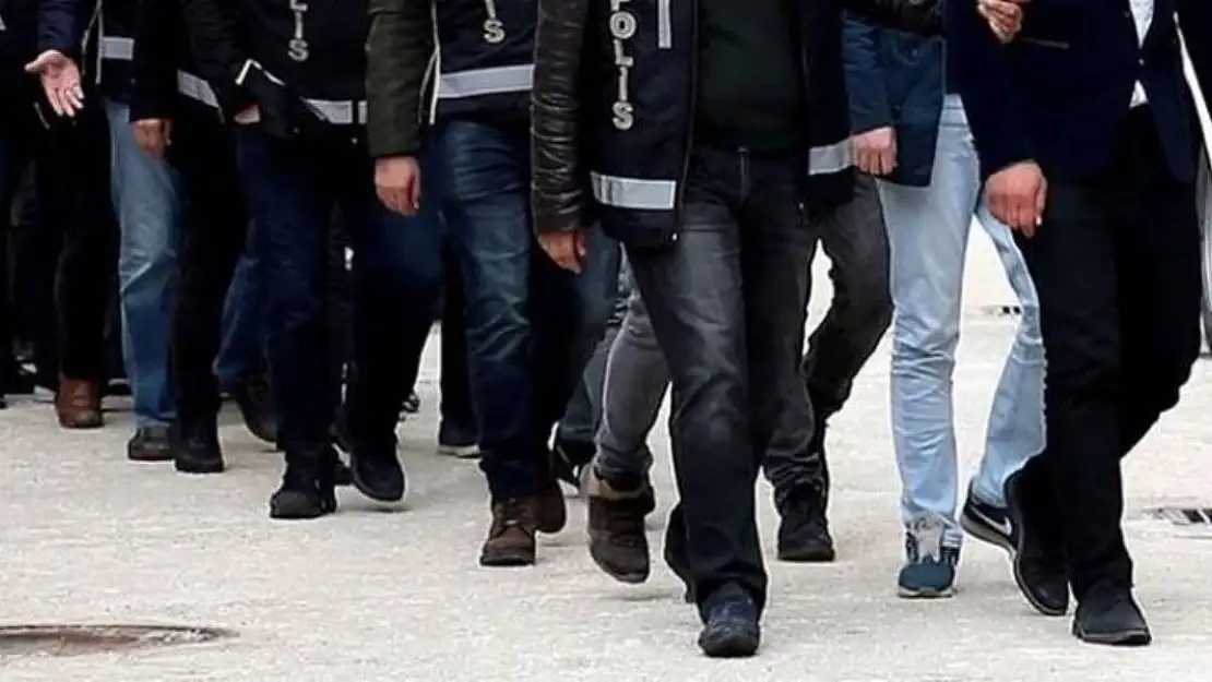 Bursa'da FETÖ Gaybubet Evine Baskın 20 Gözaltı
