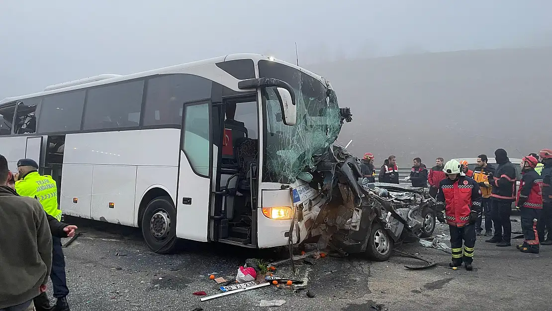 Can Pazarının Yaşandığı Kazanın Detayları Kamyonetin Yavaşlaması Faciayı da Beraberinde Getirmiş