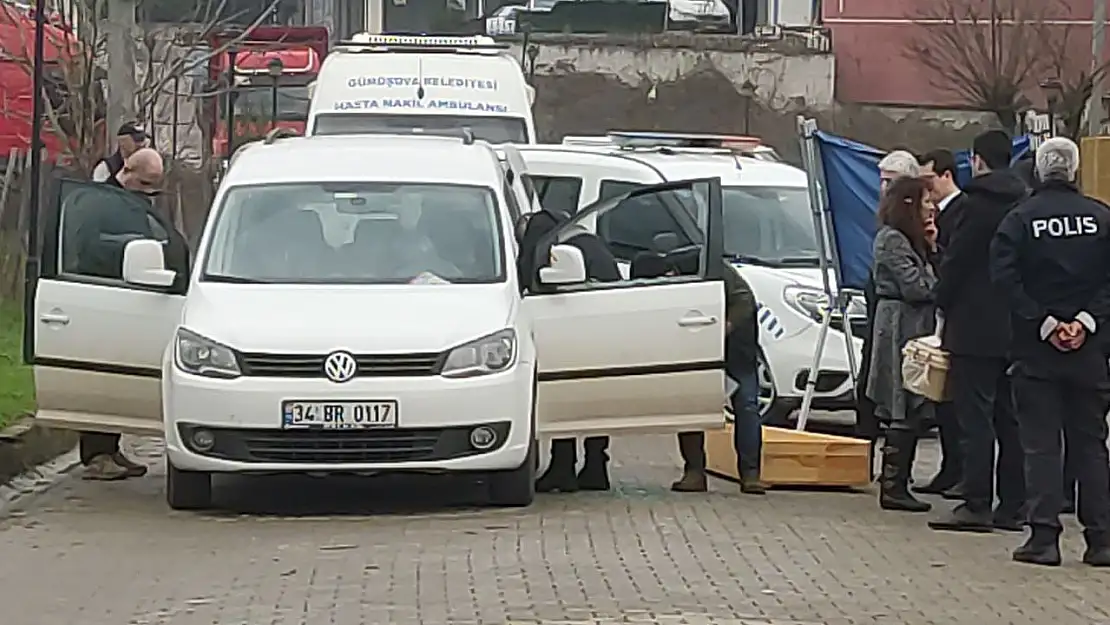 Cenaze için gelen adamı husumetlisi başından vurdu