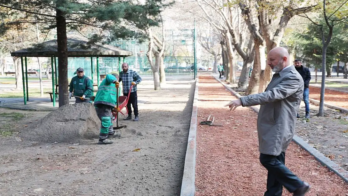 Çevreci Başkandan parklara tasarım ve donanım dokunuşu 