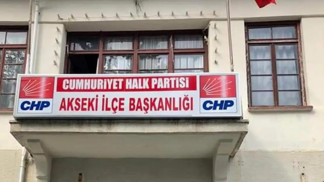 CHP'den 8 İstifa: Başkandan Rahatsız Oldular