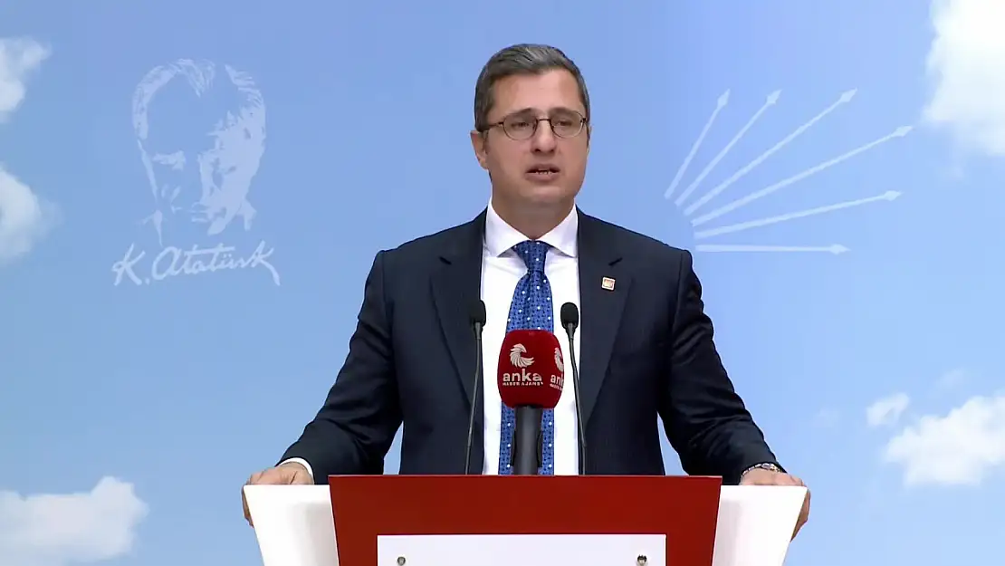 CHP'li Deniz Yücel Bu Millet Erdoğan'ı Çoktan İstenmeyen Adam İlan Etmiştir