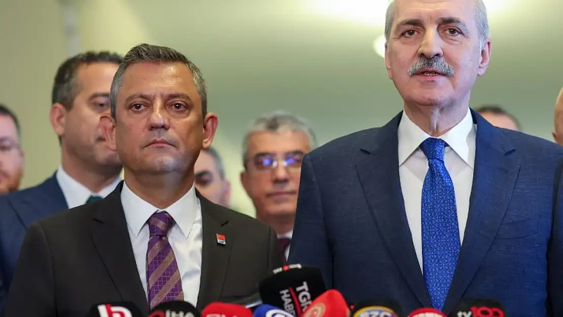 CHP Lideri Özel'den Anayasa Sitemi