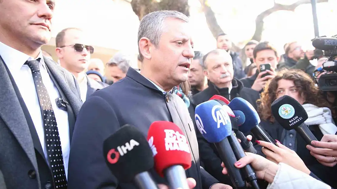 CHP Lideri Özel: 'Sürecin MHP Üzerinden Yürütülmesi Doğru Değil'