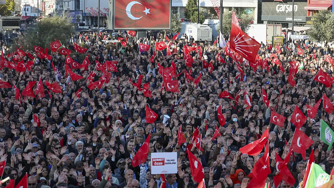 CHP'nin Esenyurt'taki Halk Buluşmasına 3 Belediye Başkanı Katılmadı! İşte O Belediyeler