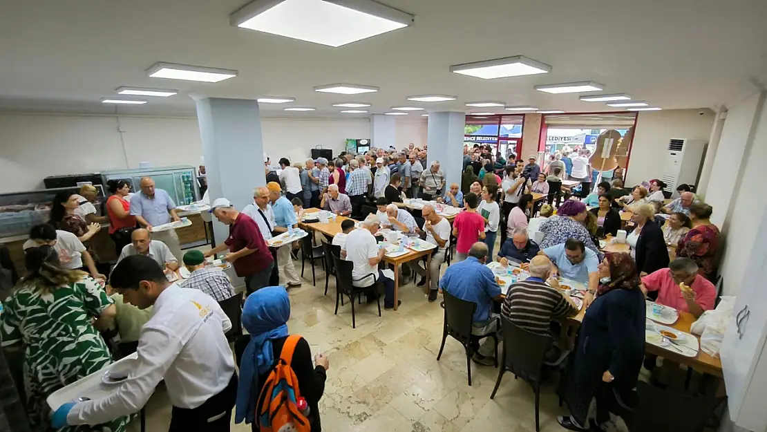 Çok Ucuzdu! Belediye Kent Lokantasını Neden Kapattığını açıkladı