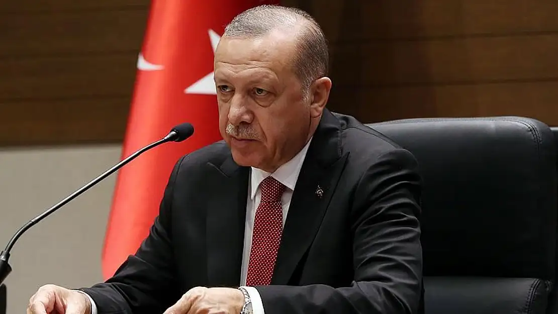 Cumhurbaşkanı Erdoğan'dan Özgür Özel'e Suriye Tepkisi: 'Neymiş kırmızı kart gösterecekmiş'