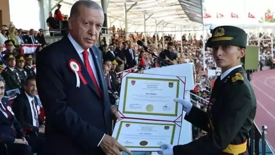 Cumhurbaşkanı Erdoğan'dan Teğmenlerle İlgili Neden Diploma Verdin? Sorusuna Çok Konuşulacak Cevap!