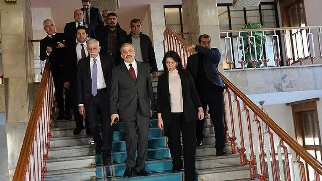 DEM Parti Heyeti Numan Kurtulmuş İle Görüştü: Görüşme iyi geçti, umutluyuz