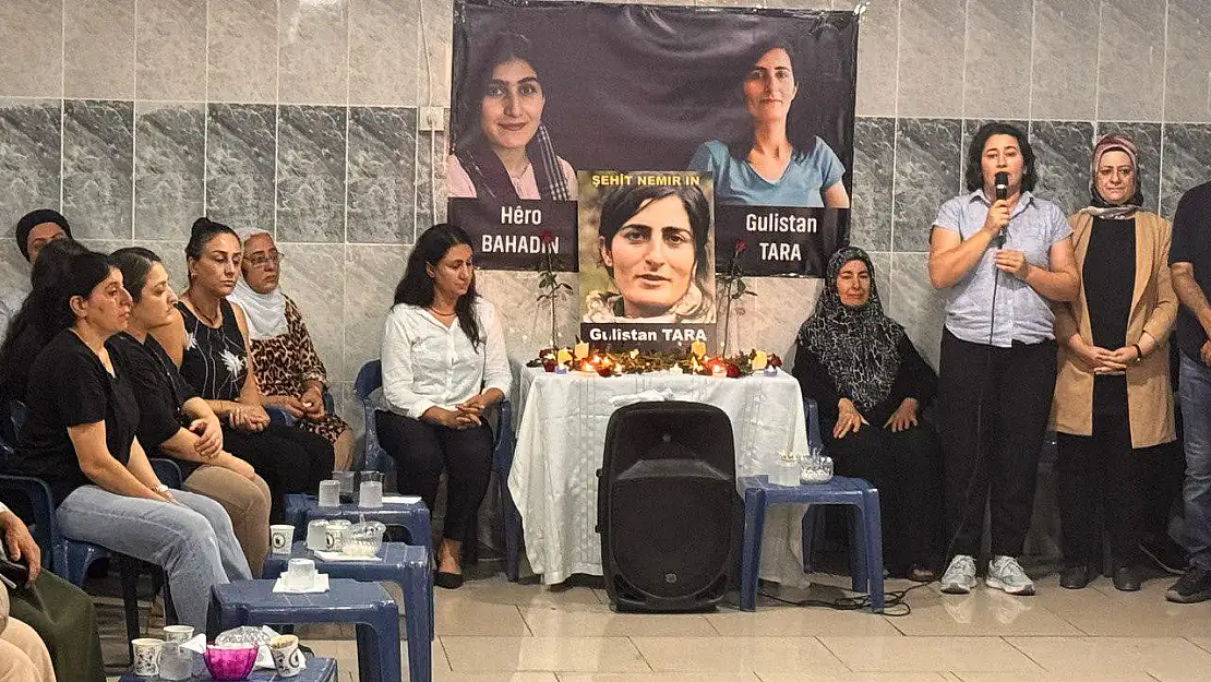 DEM Parti Milletvekili Zeynep Oduncu, MİT Tarafından Etkisiz Hale Getirilen Terörist İçin Kurulan Taziye Çadırını Ziyaret Etti