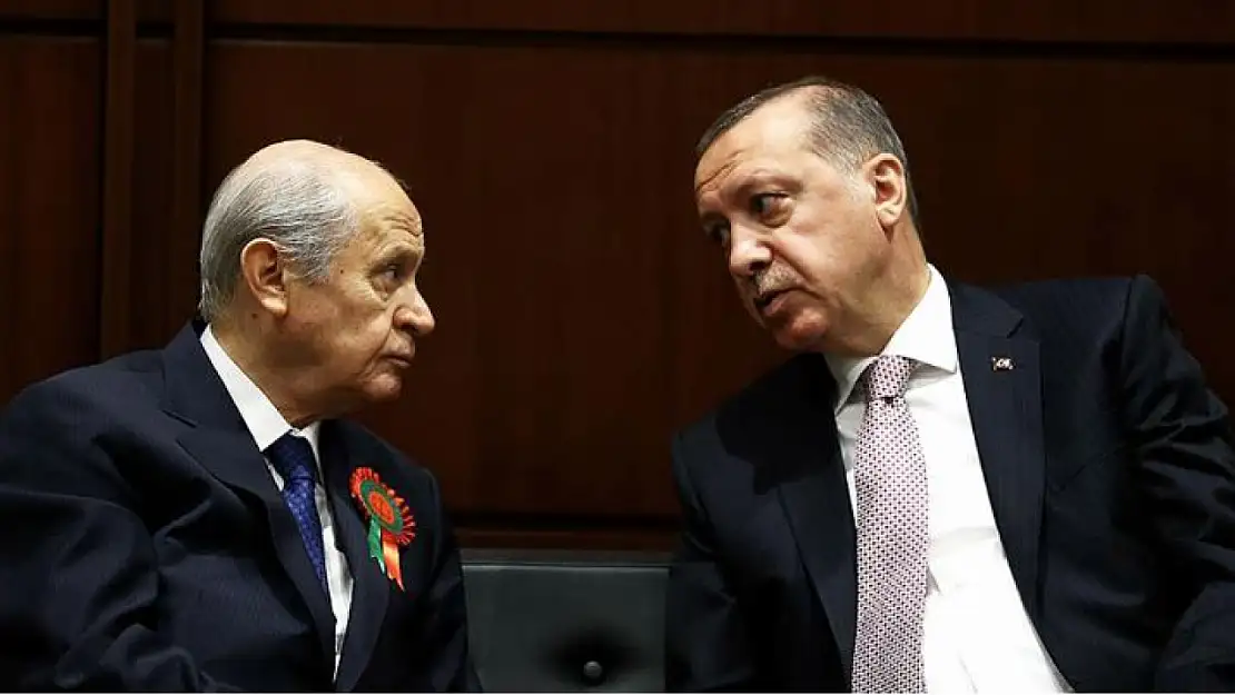 Devlet Bahçeli'nin Açıklaması Ne Anlam İfade Ediyor? AK Parti-MHP İttifakı Bozuluyor mu?