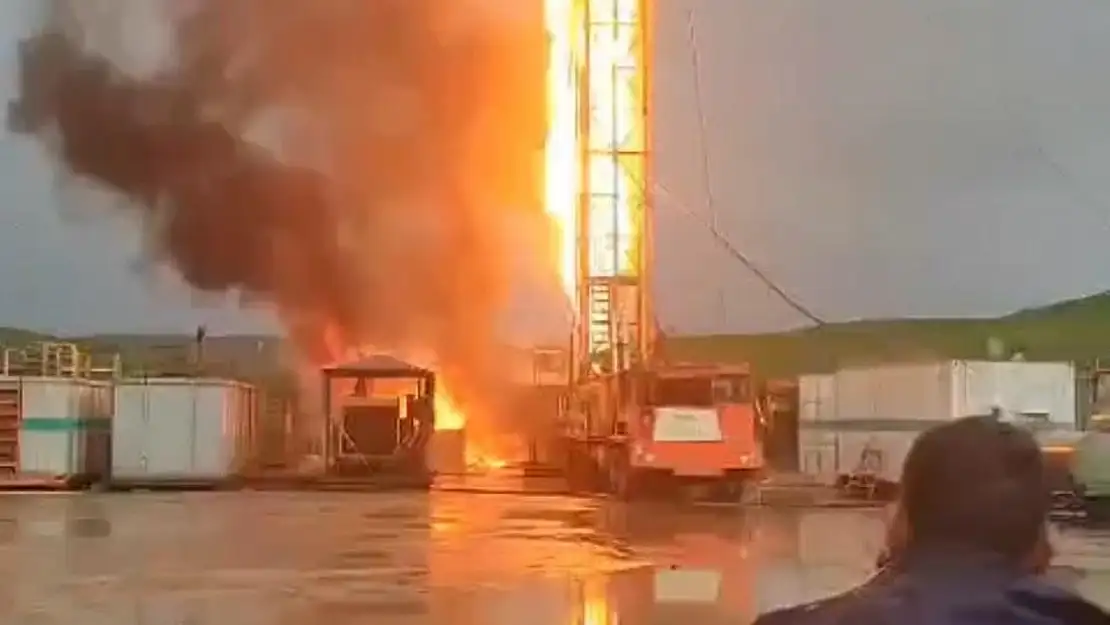 Diyarbakır'da Petrol Kuyusunda Patlama 1 Ölü