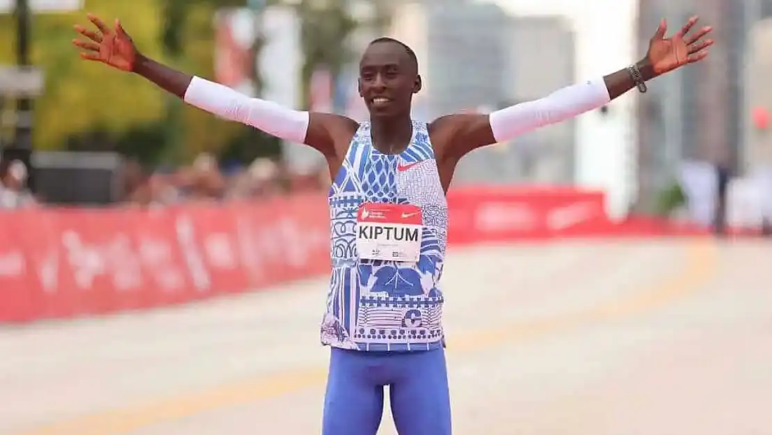 Dünya rekortmeni Kenyalı maratoncu Kelvin Kiptum Öldü