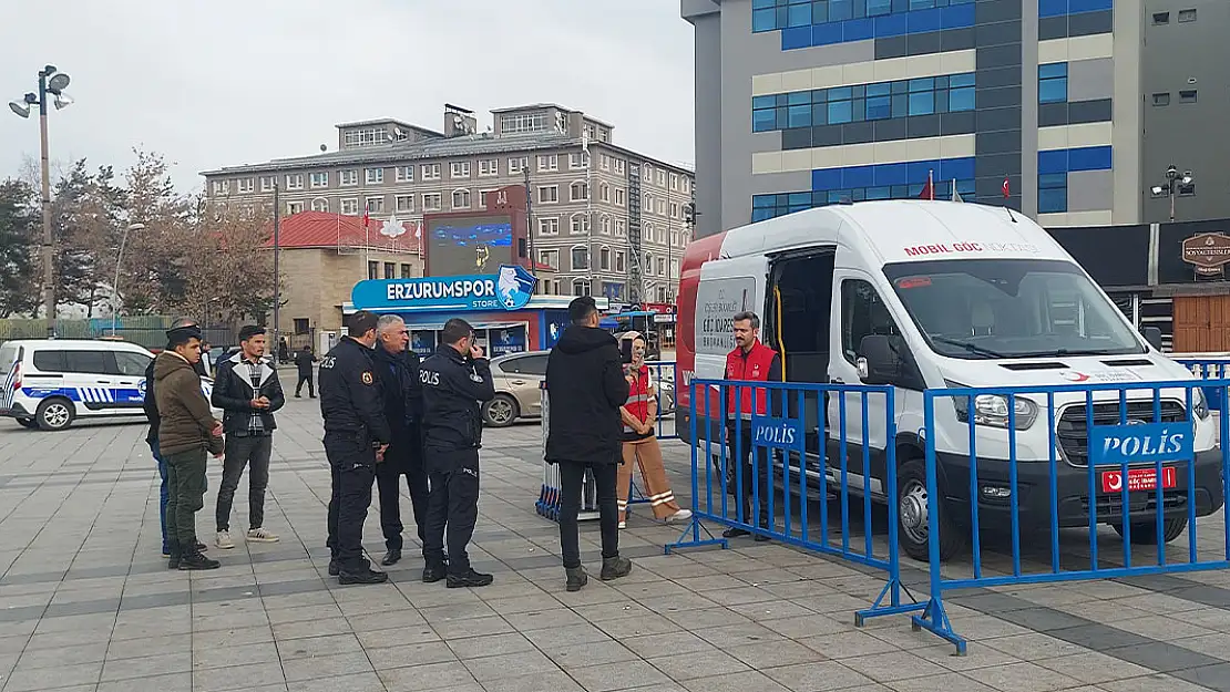 Düzensiz göçmenler mobil merkez noktasıyla denetim