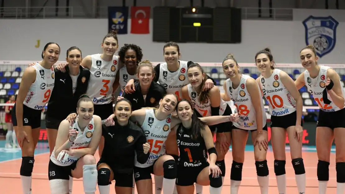 Eczacıbaşı Dynavit'ten play-off turuna galibiyet başlangıcı