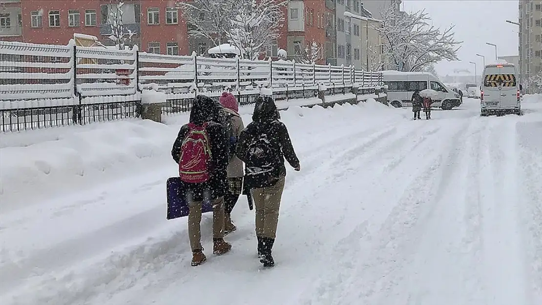 Eğitime Kar Engeli! Okullar Tatil Edildi