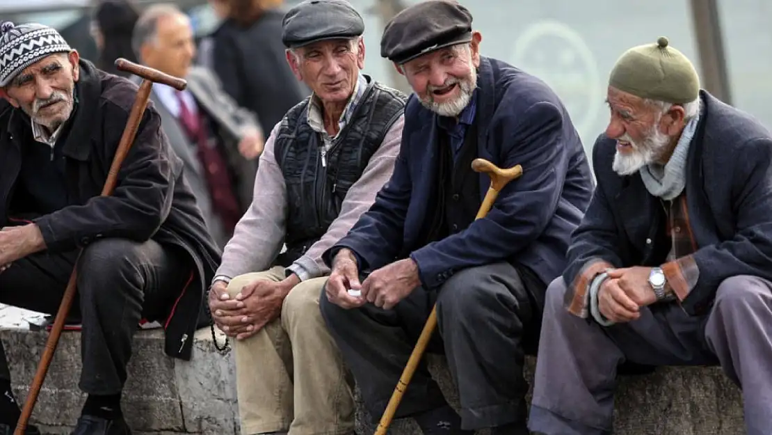 Emeklilere Müjde Onlarca Alanda İndirim Geliyor