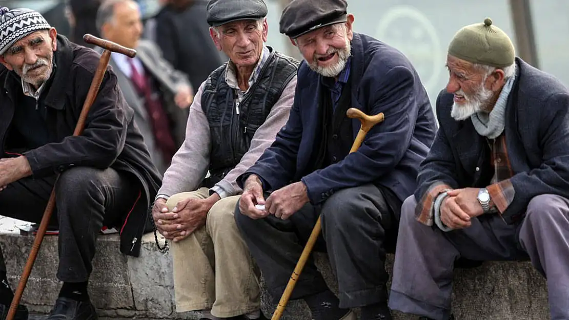 En düşük emekli maaşı 10 bin TL oldu