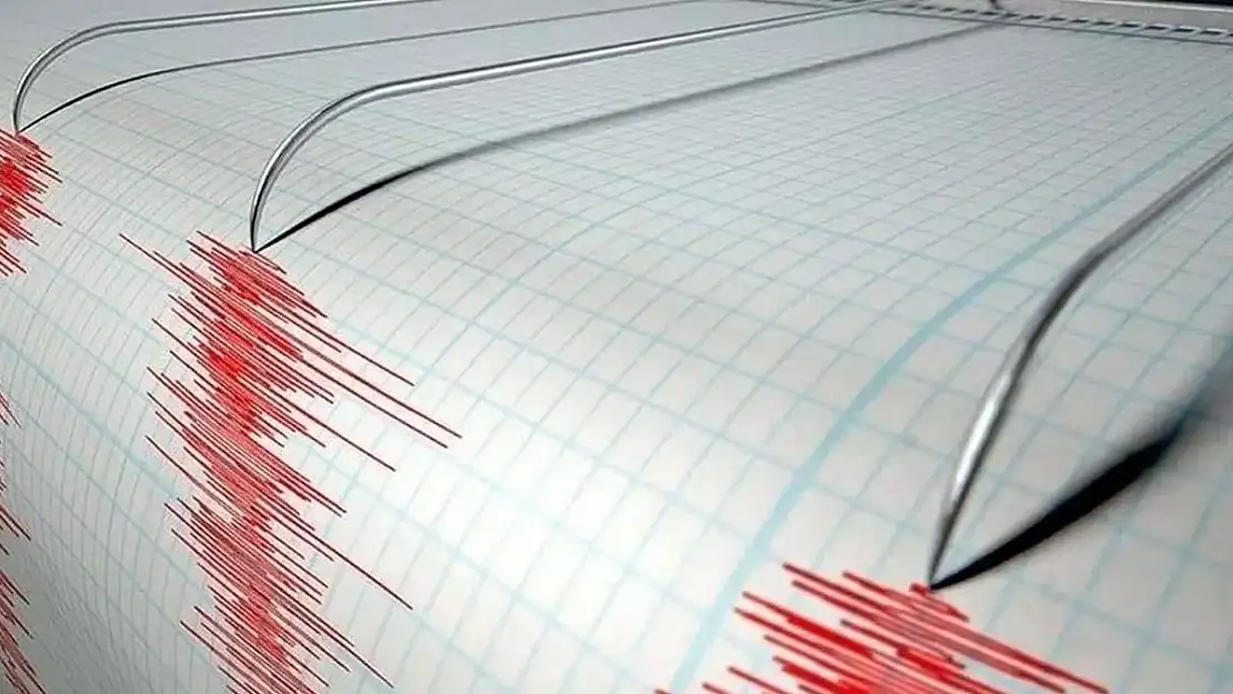 Endonezya'da 6.5 büyüklüğünde deprem